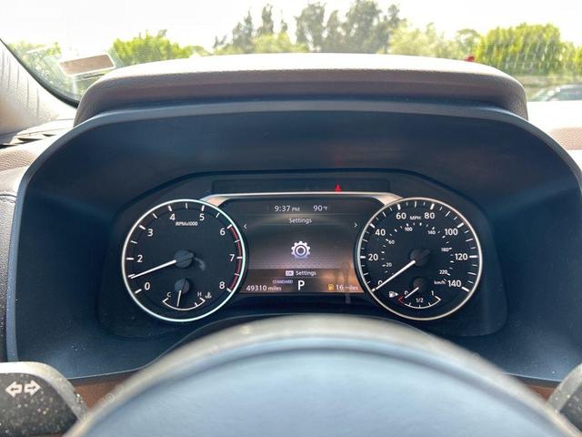 Photo of 2023 Black Nissan Rogue