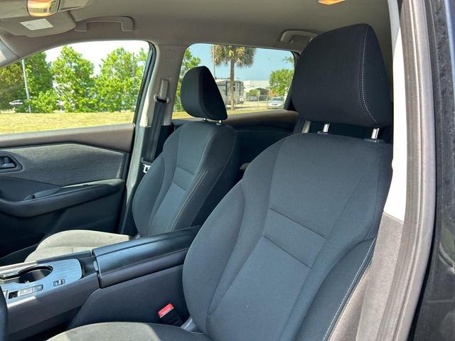 Photo of 2023 Black Nissan Rogue