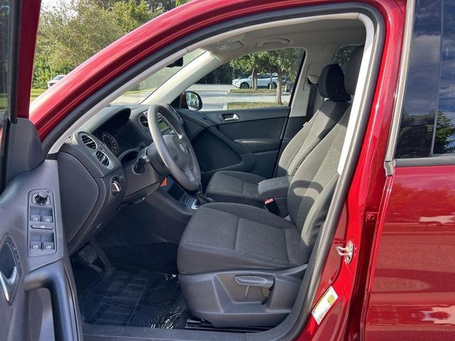 Photo of 2012 Wild Cherry Metallic Volkswagen Tiguan