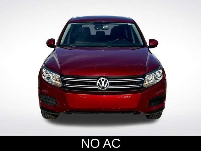 Photo of 2012 Wild Cherry Metallic Volkswagen Tiguan