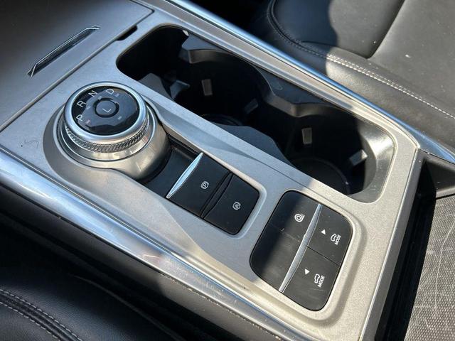 Photo of 2023 Agate Black Metallic Ford Explorer
