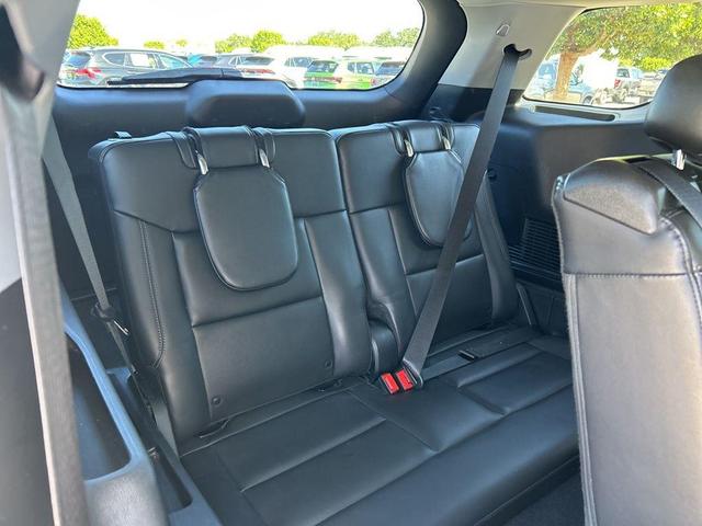 Photo of 2023 Agate Black Metallic Ford Explorer