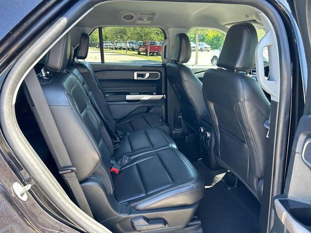 Photo of 2023 Agate Black Metallic Ford Explorer