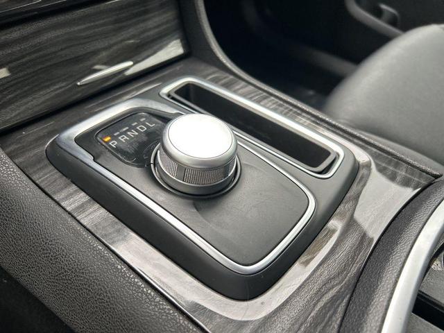 Photo of 2020 Gloss Black Chrysler 300