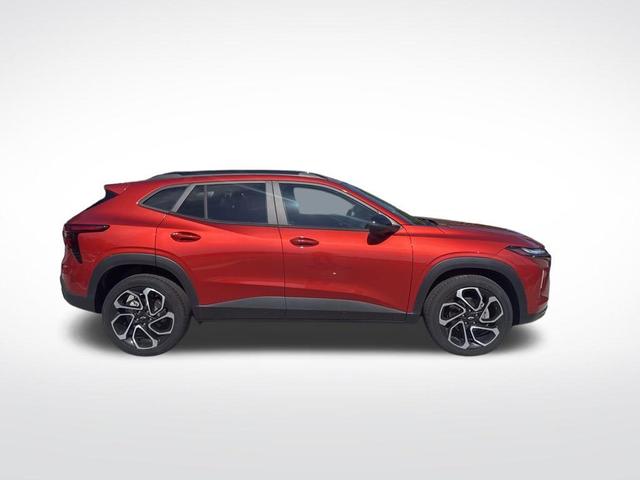 Photo of 2024 Cayenne Orange Metallic Chevrolet Trax