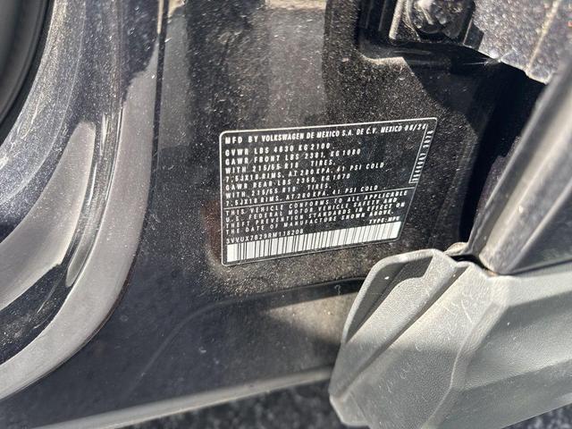 Photo of 2024 Deep Black Pearl Effect Volkswagen Taos