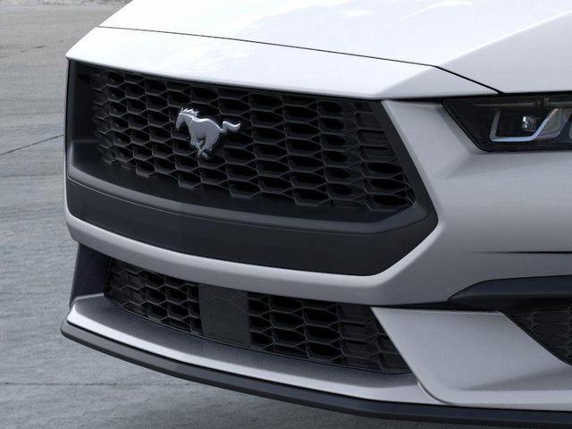 Photo of 2025 Silver Ford Mustang
