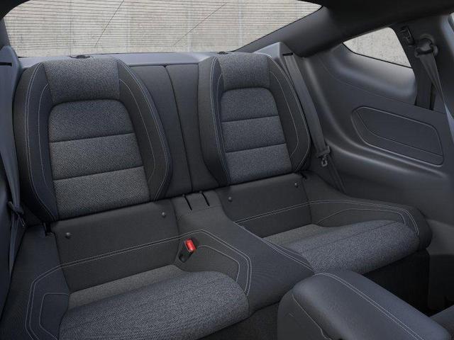 Photo of 2025 Silver Ford Mustang