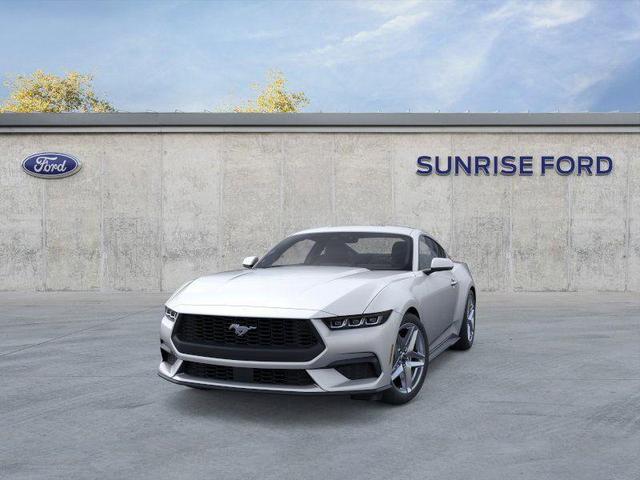 Photo of 2025 Silver Ford Mustang