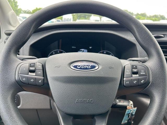 Photo of 2025 Oxford White Ford Transit-250