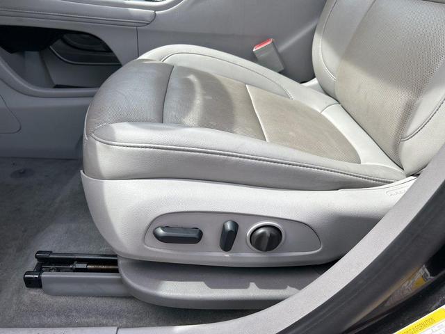 Photo of 2023 Ebony Twilight Metallic GMC Acadia