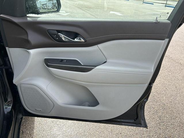 Photo of 2023 Ebony Twilight Metallic GMC Acadia