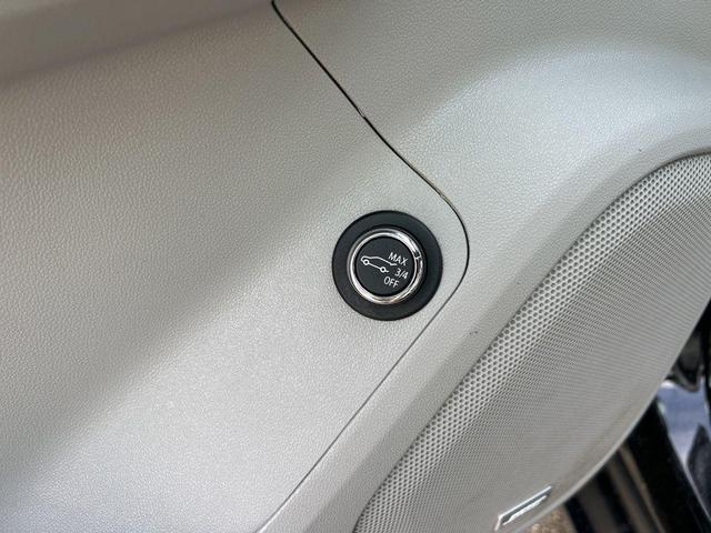 Photo of 2023 Ebony Twilight Metallic GMC Acadia