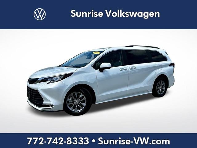 2023 Toyota Sienna