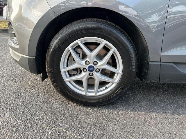 Photo of 2022 Carbonized Gray Metallic Ford Edge