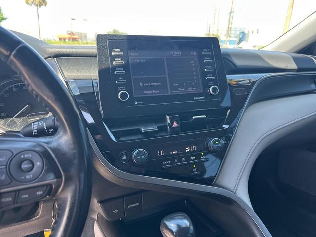 Photo of 2022 Gray Toyota Camry