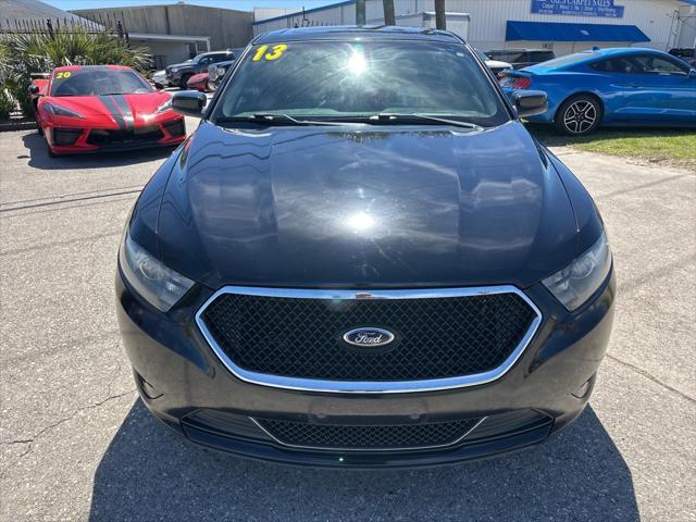 Photo of 2013 Tuxedo Black Metallic Ford Taurus