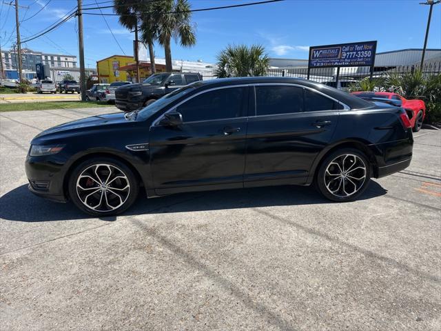 Photo of 2013 Tuxedo Black Metallic Ford Taurus