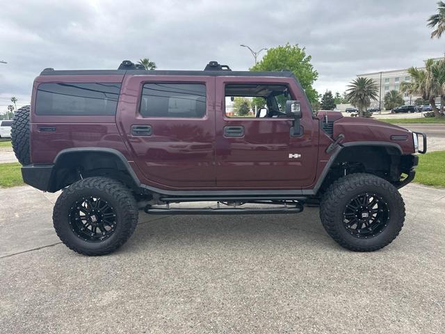 Photo of 2006 Twilight Maroon Metallic Hummer H2