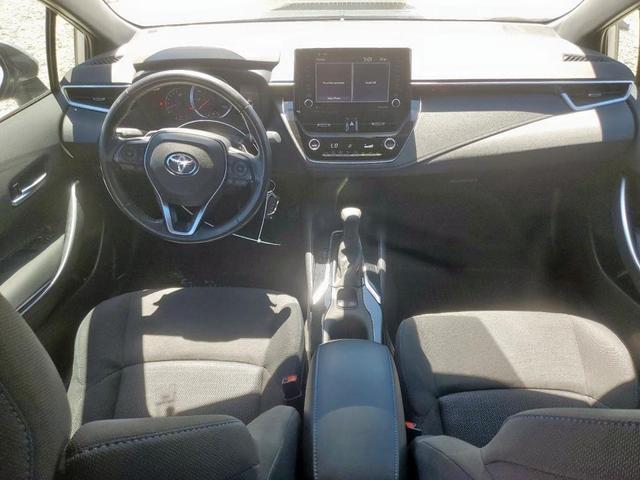 Photo of 2022 Classic Silver Metallic Toyota Corolla