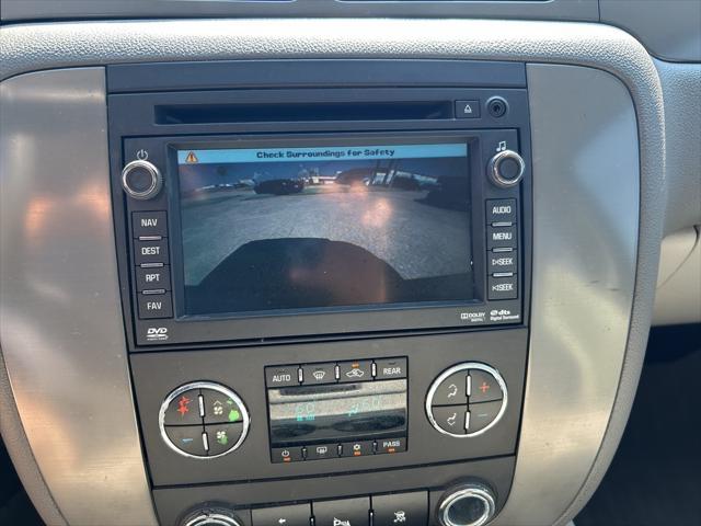 Photo of 2010 Black Chevrolet Tahoe