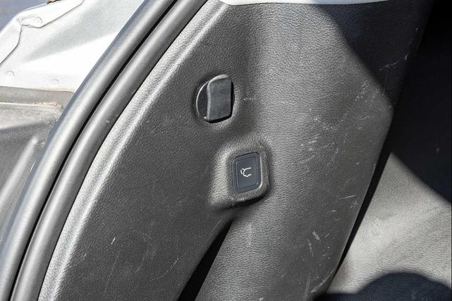 Photo of 2022 Billet Silver Metallic Clearcoat Jeep Compass