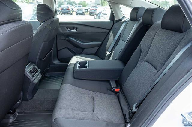 Photo of 2025 Platinum White Pearl Honda Accord