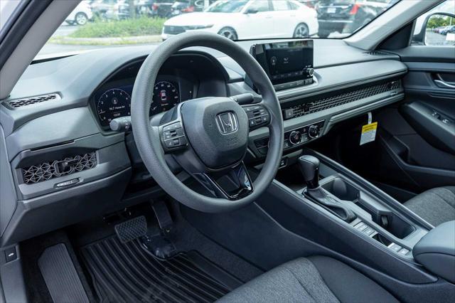 Photo of 2025 Platinum White Pearl Honda Accord