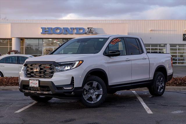 Photo of 2025 Platinum White Pearl Honda Ridgeline