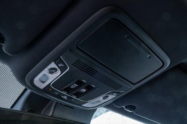 Photo of 2025 Platinum White Pearl Honda Ridgeline