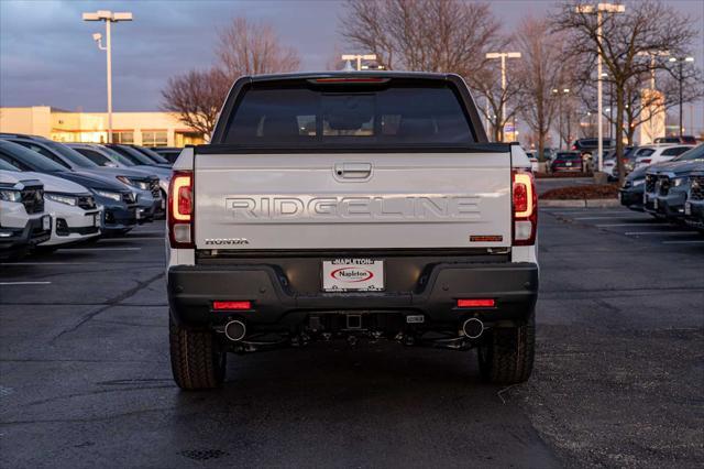 Photo of 2025 Platinum White Pearl Honda Ridgeline