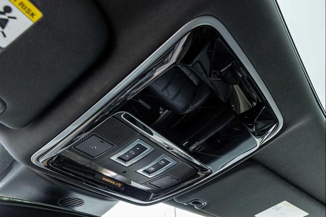 Photo of 2019 WHITE Land Rover Range Rover Sport