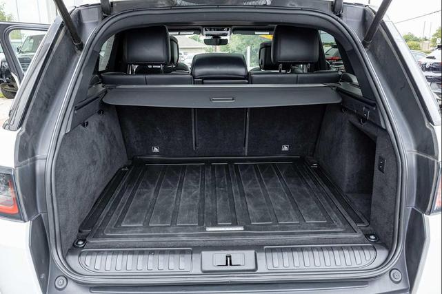 Photo of 2019 WHITE Land Rover Range Rover Sport
