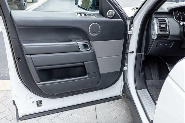 Photo of 2019 WHITE Land Rover Range Rover Sport