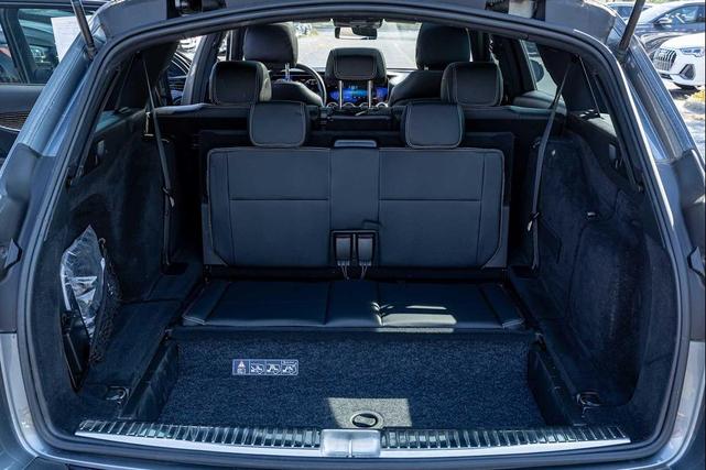 Photo of 2022 GREY Mercedes-Benz E-Class