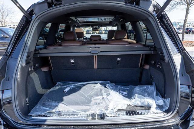 Photo of 2025 BLACK Mercedes-Benz GLS 450