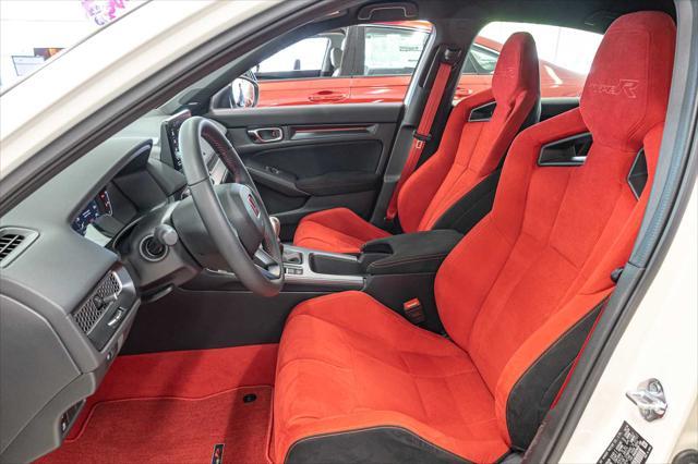 Photo of 2024 Championship White Honda Civic Type R