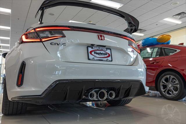Photo of 2024 Championship White Honda Civic Type R