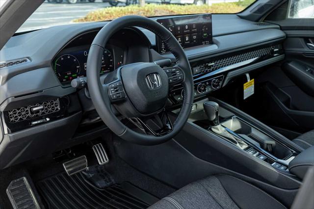 Photo of 2025 Platinum White Pearl Honda Accord Hybrid