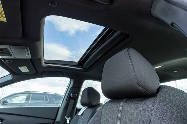 Photo of 2025 Platinum White Pearl Honda Accord Hybrid