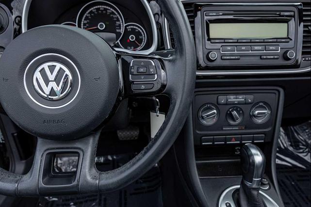 Photo of 2015 BLACK Volkswagen Beetle