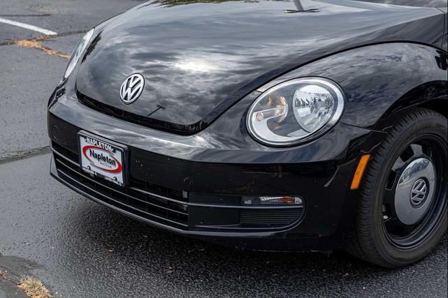 Photo of 2015 BLACK Volkswagen Beetle