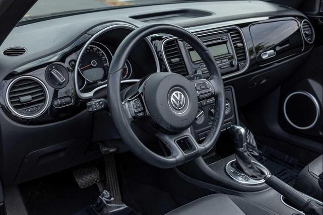 Photo of 2015 BLACK Volkswagen Beetle