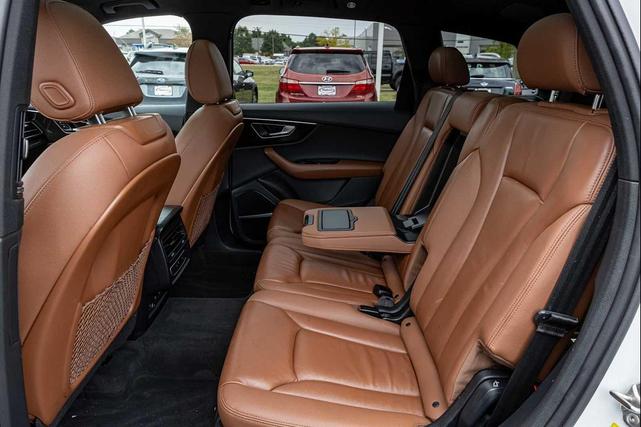Photo of 2022 Carrara White Audi Q7