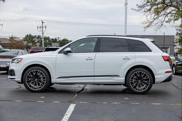 Photo of 2022 Carrara White Audi Q7