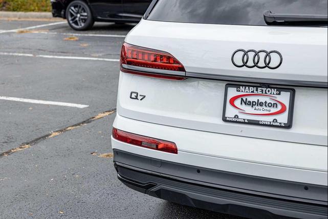 Photo of 2022 Carrara White Audi Q7
