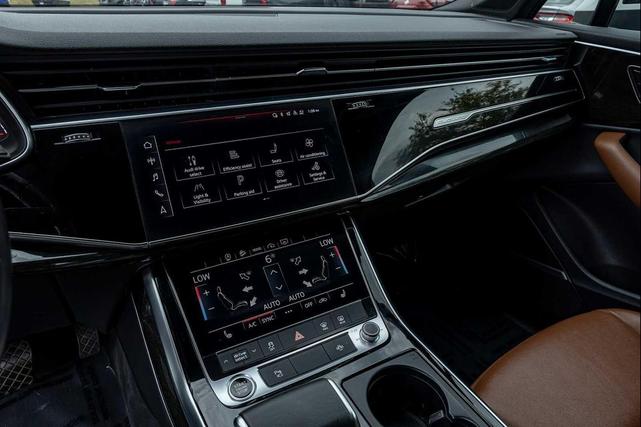 Photo of 2022 Carrara White Audi Q7