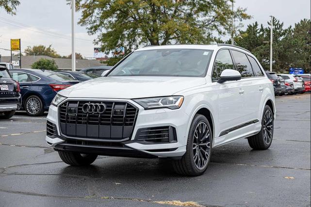 Photo of 2022 Carrara White Audi Q7