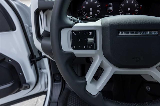 Photo of 2025 Fuji White Land Rover Defender