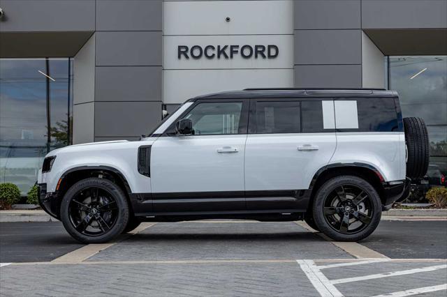 Photo of 2025 Fuji White Land Rover Defender